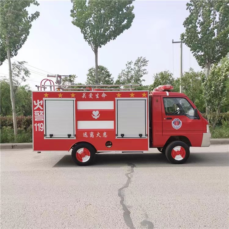 電動(dòng)消防車(chē)3.jpg